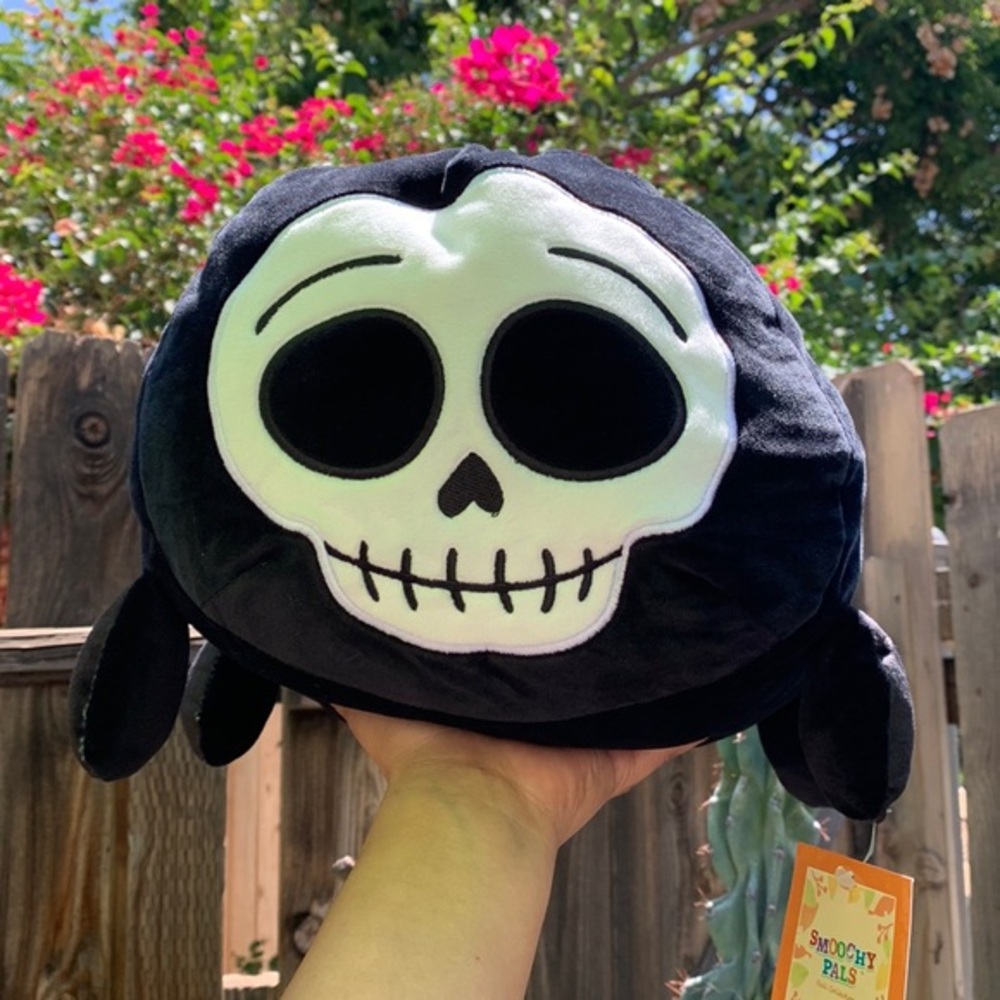 Smoochy Pals Fall Collection Skull/Skeleton Plushy Pillow Halloween Decor
